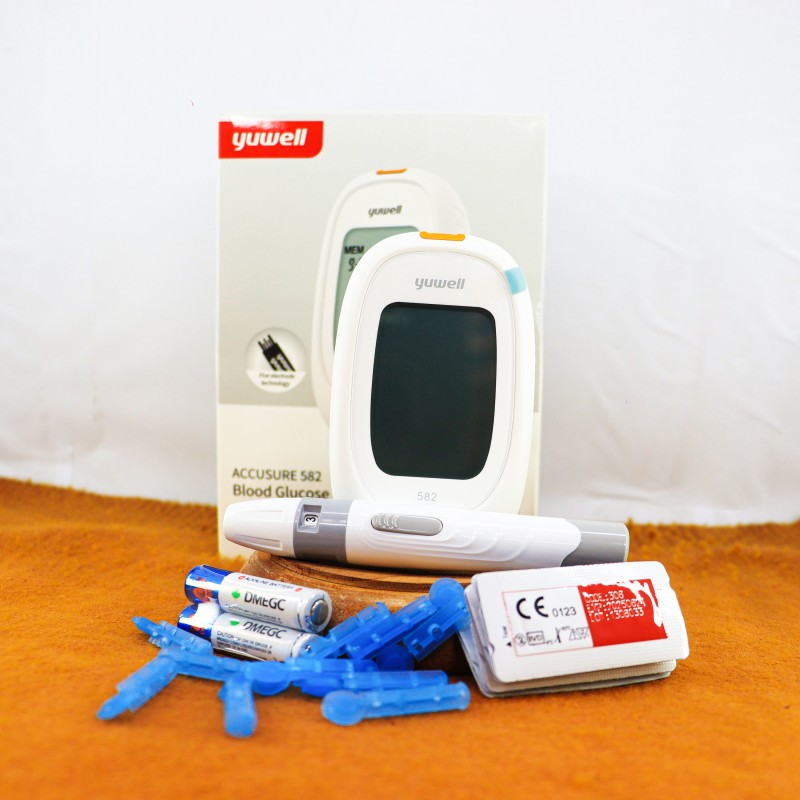 Accusure Yuwell 582 Blood Glucose Meter